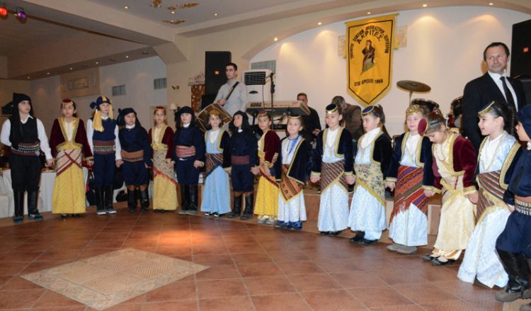 Ζωντανή κρατούν οι «Ακρίτες» Πολυκάστρου την ποντιακή παράδοση (φωτο)