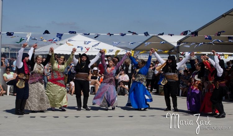 Ποντιακοί χοροί στο λιμάνι της Μελβούρνης – Φωτορεπορτάζ