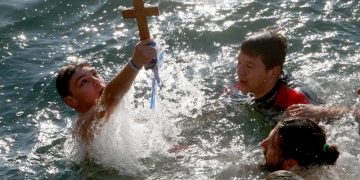 Ο 13χρονος Νίκος Ταρνανίδης έπιασε τον σταυρό στη Θεσσαλονίκη