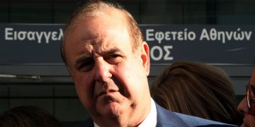 Ο Χαϊκάλης παραδέχτηκε ότι έχει off shore