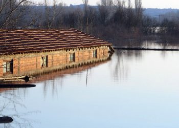 Πάνω από τα όρια συναγερμού ο ποταμός Έβρος στο Πύθιο