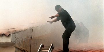 Λαχτάρησαν μαθητές δημοτικού στα Ιωάννινα όταν πήρε φωτιά το σχολείο τους