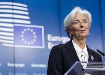 Παρουσία της Λαγκάρντ η συζήτηση της συμμετοχής του ΔΝΤ στο ελληνικό πρόγραμμα