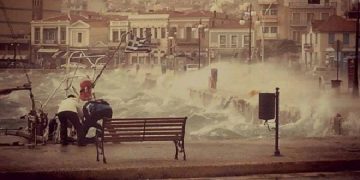 Σοβαρές ζημιές σε Σάμο και Λέσβο
