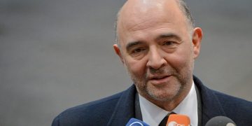 Μοσκοβισί: Ο προϋπολογισμός της Ελλάδας στηρίζει την ανάπτυξη