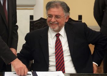 Με ποσόστωση εισαγωγή ομογενών από την πρώην ΕΣΣΔ στην Αστυνομία