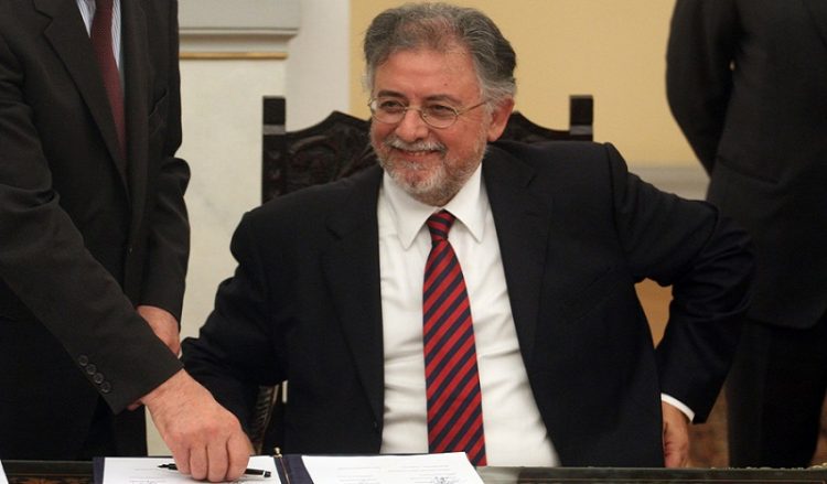 Με ποσόστωση εισαγωγή ομογενών από την πρώην ΕΣΣΔ στην Αστυνομία