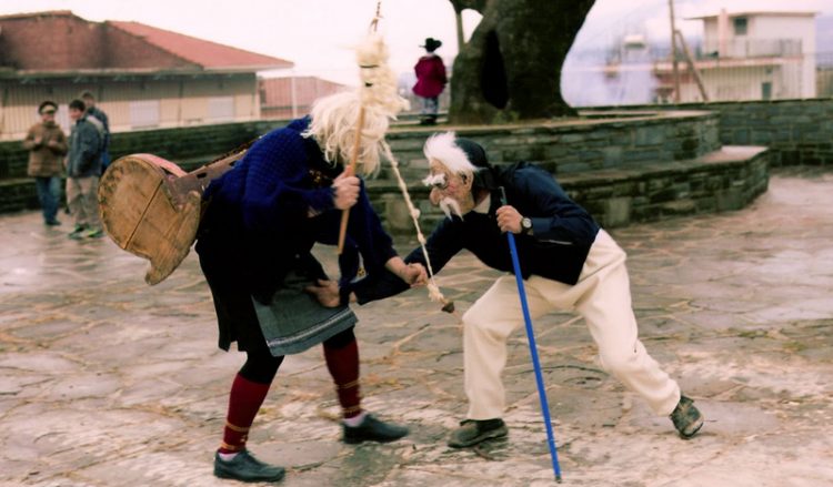 Πώς μασκαρεύονταν στον Πόντο τις απόκριες