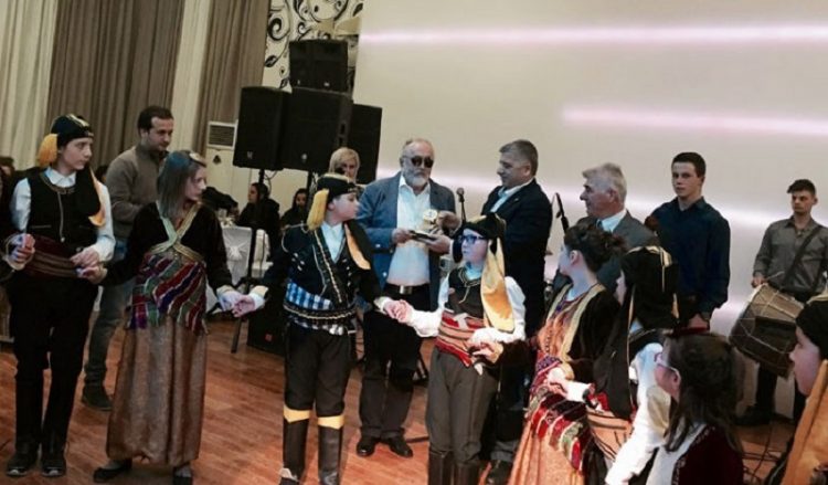 Οι Πόντιοι Αμαρουσίου τίμησαν τον Παναγιώτη Κουρουμπλή