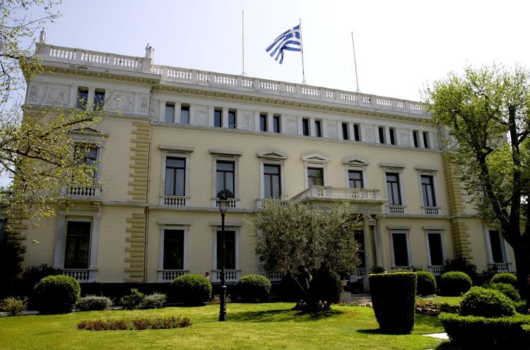 Μητσοτάκης-Σακελλαροπούλου: Συνάντηση στο Προεδρικό Μέγαρο