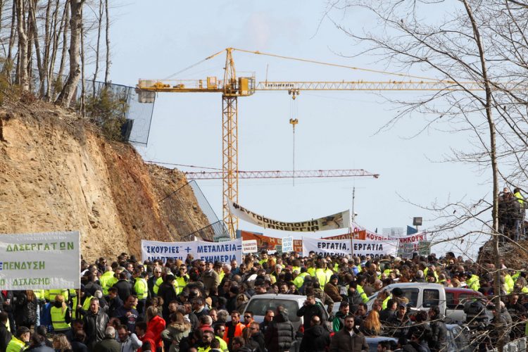 Греция: Канадская компания потеряла право добывать золото в Халкидики