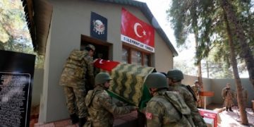 «Şah Fırat», επιχείρηση του τουρκικού στρατού στη Συρία, με πολλά ερωτηματικά