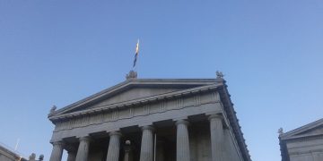 Готова ли Греция принять первый транш помощи в 7,2 млрд евро?