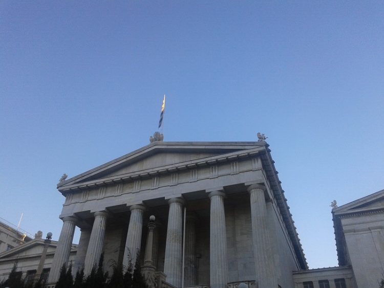 Готова ли Греция принять первый транш помощи в 7,2 млрд евро?