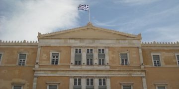 Греция: Новый законопроект в помощь нуждающимся