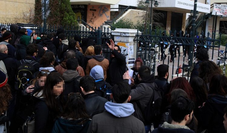 Τέλος στην κατάληψη της Νομικής