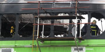 Ένας νεκρός από έκρηξη σε πλοίο στη Δραπετσώνα (φωτο)