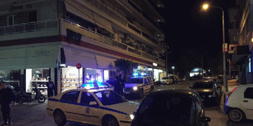 Έσπασαν τα γραφεία της Χρυσής Αυγής στα Χανιά μετά από επίθεση σε μετανάστες (βίντεο-φωτο)