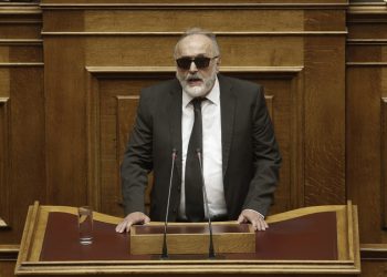 Με εισοδηματικά κριτήρια η συμμετοχή ασφαλισμένων στα φάρμακα