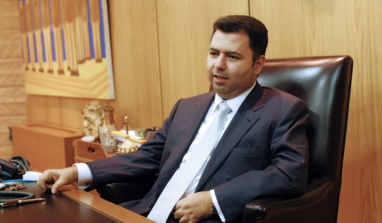 Στο προσκήνιο ξανά ο Λαυρέντης Λαυρεντιάδης και η Proton Bank