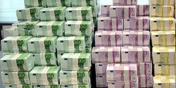 Στο Δημόσιο επέστρεψαν 4,5 εκατ. ευρώ από μίζες για εξοπλιστικά προγράμματα
