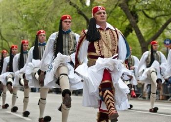 Греческий парад в сердце Нью-Йорка