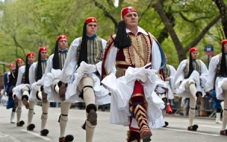 Греческий парад в сердце Нью-Йорка