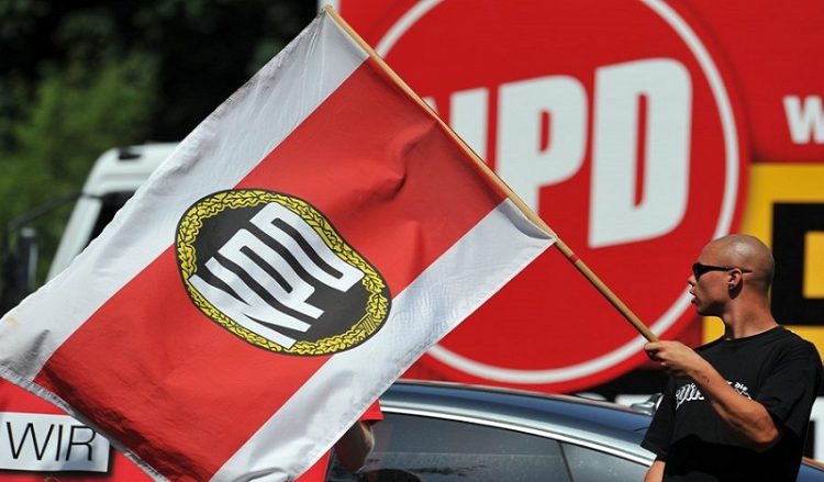 Γερμανός δήμαρχος παραιτήθηκε επειδή δεχόταν απειλές από νεοναζί