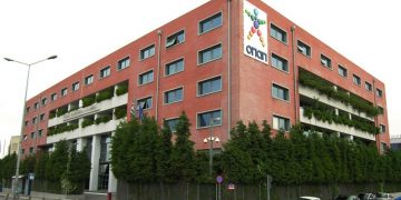 Μήνυση ιδιοκτητών αιθουσών VLTs κατά Αντώνη Στεργιώτη