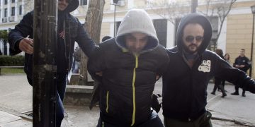 Λόγω γραφειοκρατίας κυκλοφορούσε ελεύθερος ο παιδόφιλος του Περιστερίου