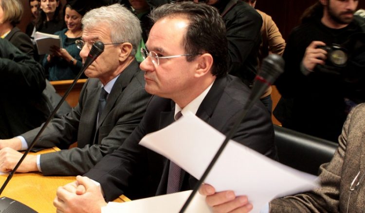 Εισαγγελέας: Δεν έχουν παραγραφεί τα αδικήματα Παπακωνσταντίνου