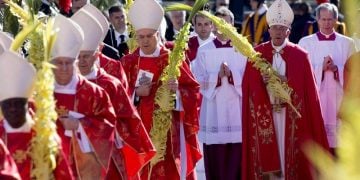 Πάπας Φραγκίσκος: Μην κουτσομπολεύετε στα κομμωτήρια!