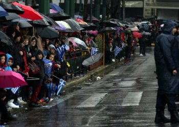 30 προσαγωγές στη συγκέντρωση υπέρ του «Ναι» στο Σύνταγμα