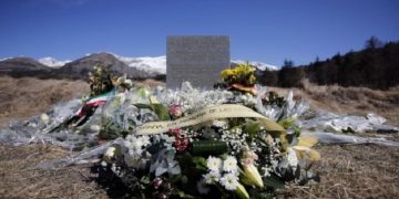 Bild: Σπαραχτική κραυγή του κυβερνήτη – «Άνοιξε την πόρτα!»