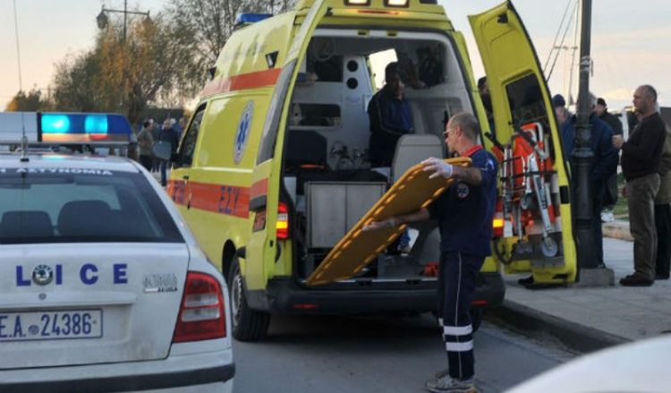 Έγκλημα στα Σεπόλια: Άνδρας βρέθηκε μαχαιρωμένος στο πεζοδρόμιο 2