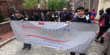 Πορεία για την 100ή επέτειο από τη Γενοκτονία των Αρμενίων στη Φιλαδέλφεια των ΗΠΑ