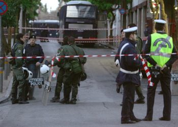 Σε κόκκινο συναγερμό και η Αθήνα μετά το χτύπημα στις Βρυξέλλες