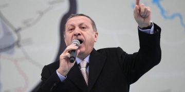 Φραστική επίθεση Ερντογάν σε Πούτιν και Ακιντζί