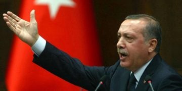 Τουρκία: Τι σημαίνει η παραίτηση του Αλμπαϊράκ και η καρατόμηση του Ουϊσάλ