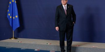 Γιούνκερ: Είμαι υπό την επήρεια φαρμάκων!