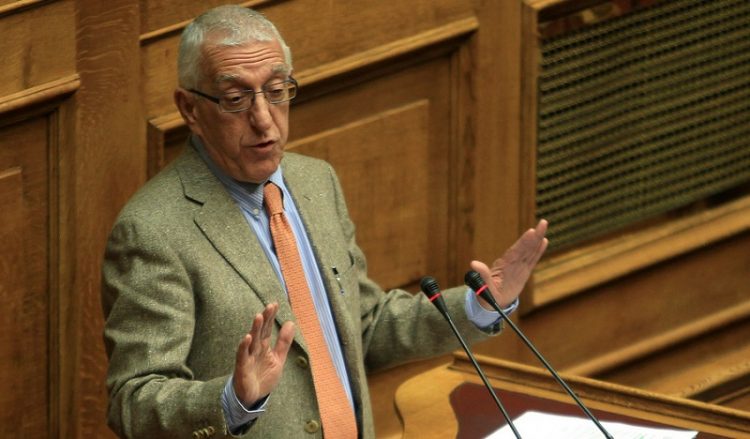 Ερώτηση Κακλαμάνη σε Κοτζιά για τους Βορειοηπειρώτες