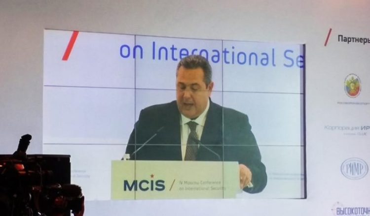 Министр обороны Греции встретился с греческой молодежью Москвы
