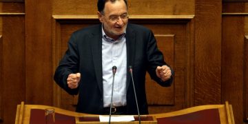 Με τροπολογία Λαφαζάνη κόβονται οι αυξήσεις στους λογαριασμούς της ΔΕΗ