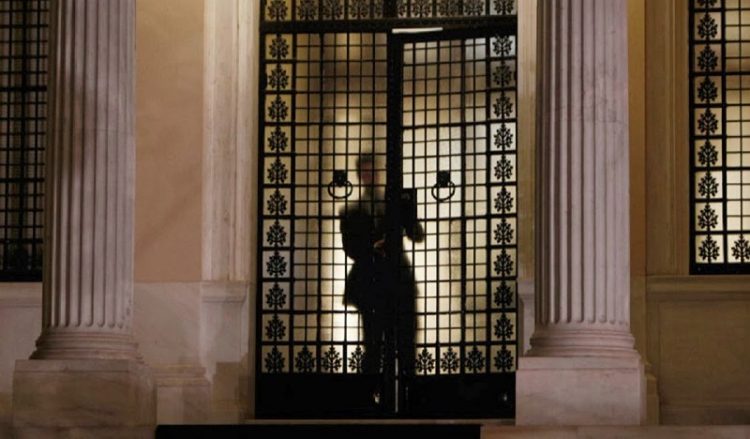 Ανασχηματισμός και στο Μαξίμου