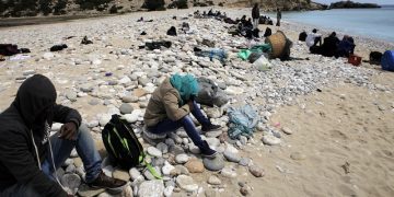 Ηλεκτρονικός υπολογιστής στο μικροσκόπιο των Αρχών για τη δράση τεσσάρων ΜΚΟ στη Λέσβο 3