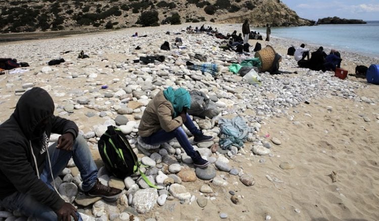 Ηλεκτρονικός υπολογιστής στο μικροσκόπιο των Αρχών για τη δράση τεσσάρων ΜΚΟ στη Λέσβο 3