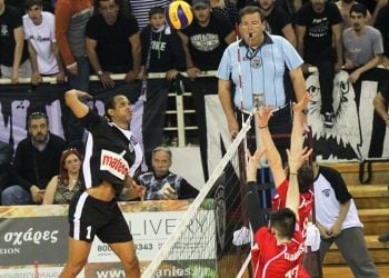ΠΑΟΚ-Ολυμπιακός απόψε για τον τρίτο τελικό στο βόλεϊ