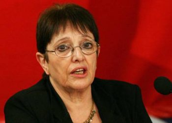 Στο νοσοκομείο η Αλέκα Παπαρήγα