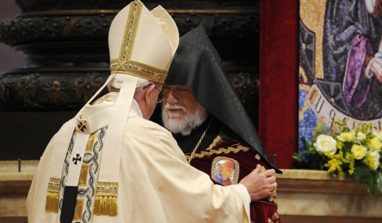 Ο Πάπας το τόλμησε: Αναγνώρισε τη Γενοκτονία των Αρμενίων (βίντεο)