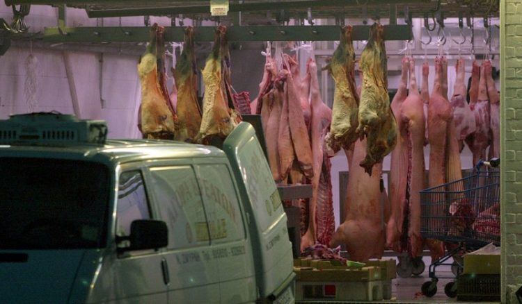 Εντατικοί έλεγχοι στην αγορά ενόψει του Πάσχα